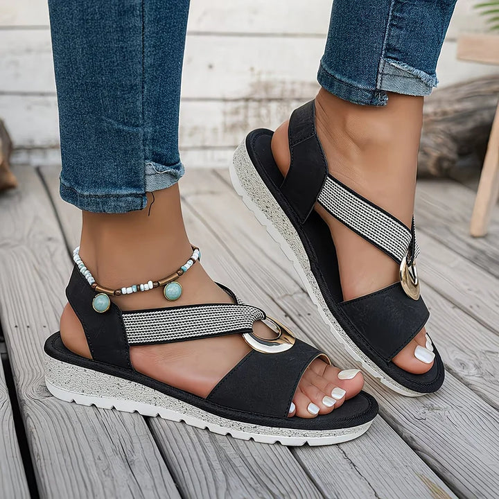 Nova | Flat Sandals With Metal Buckle