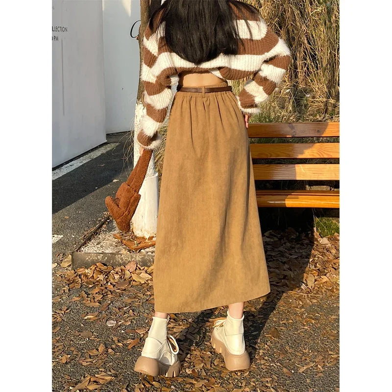 Mia – Corduroy Midi Skirt
