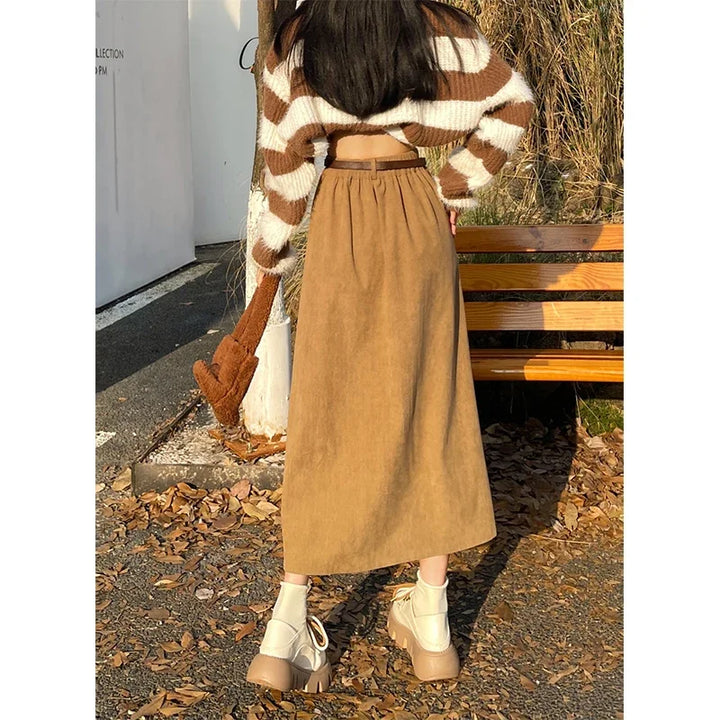 Mia – Corduroy Midi Skirt