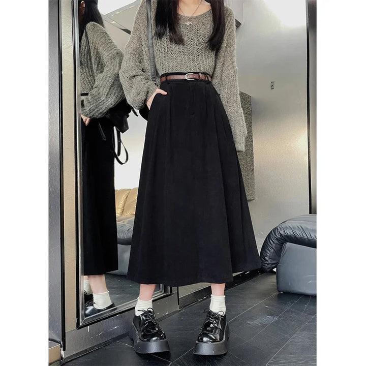 Mia – Corduroy Midi Skirt