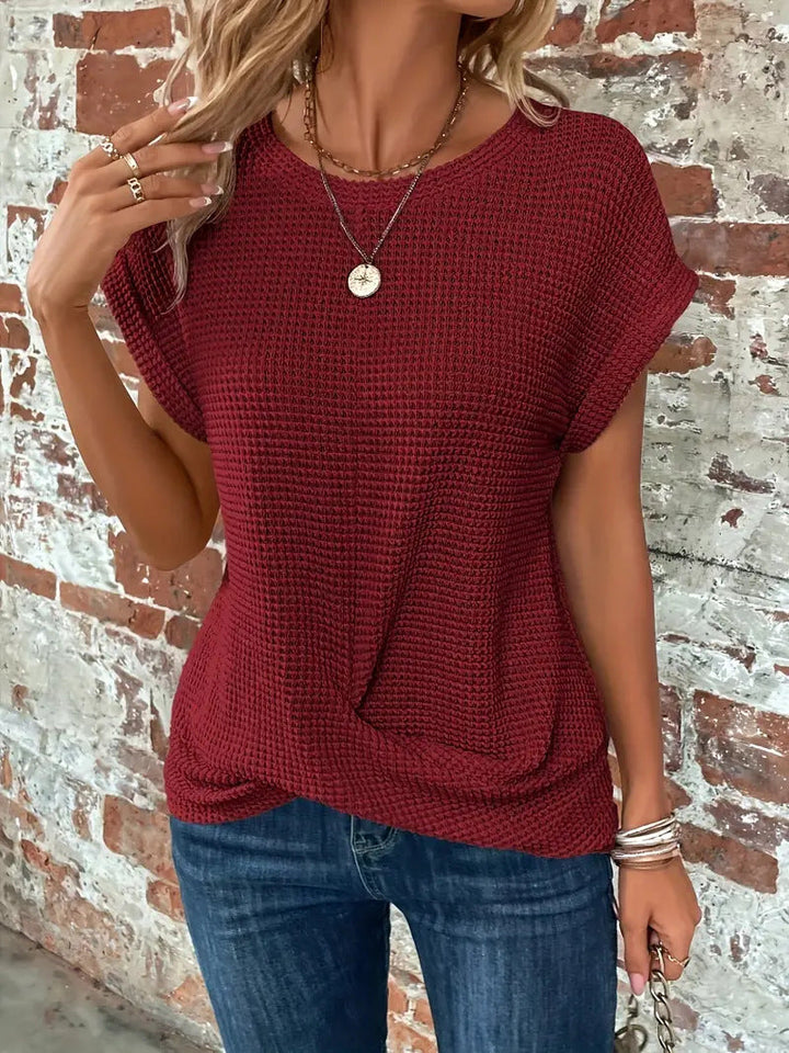 Elise - Sweetheart Round Neck T-Shirt