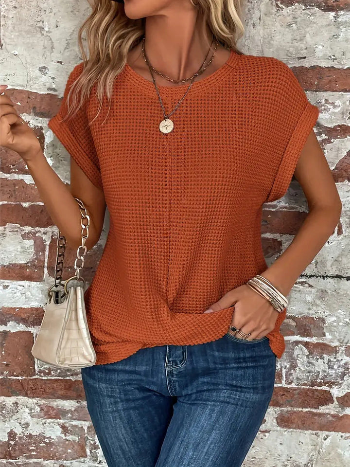 Elise - Sweetheart Round Neck T-Shirt