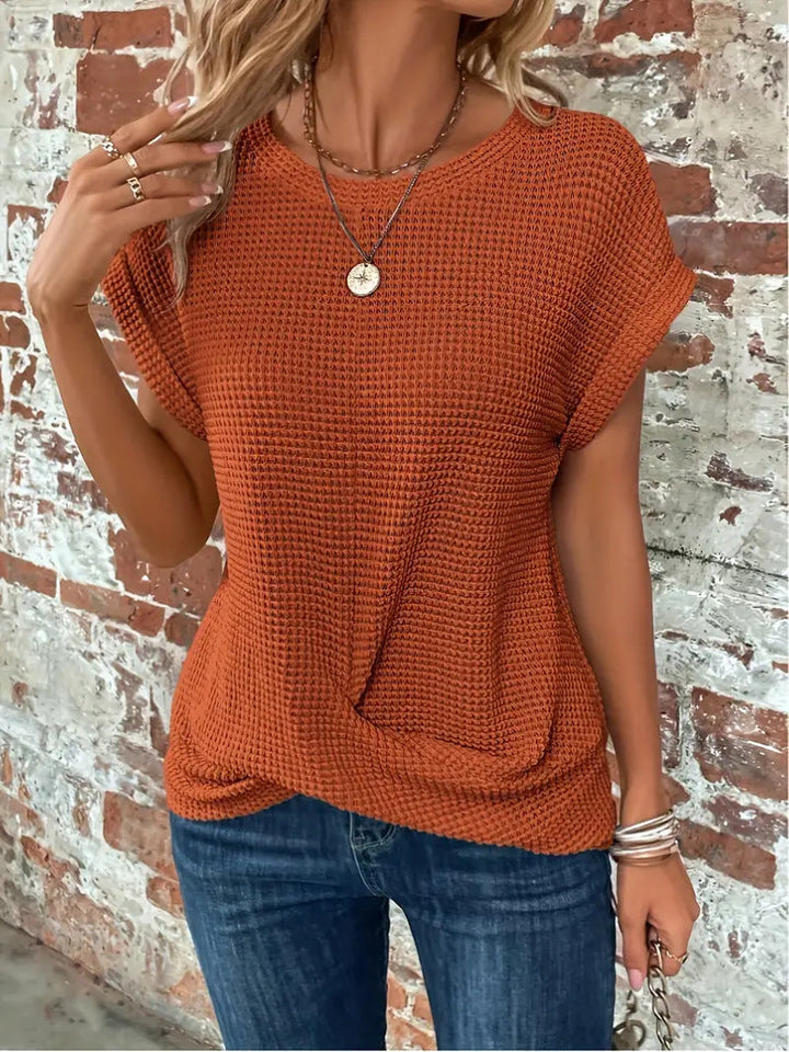 Elise - Sweetheart Round Neck T-Shirt